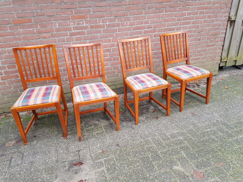 -	spijl stoelen vintage eiken 4 stuks