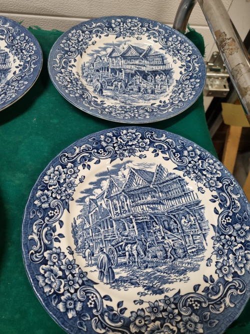 diner borden royal tunder ware blauw