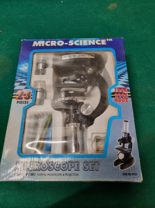 Microscope set