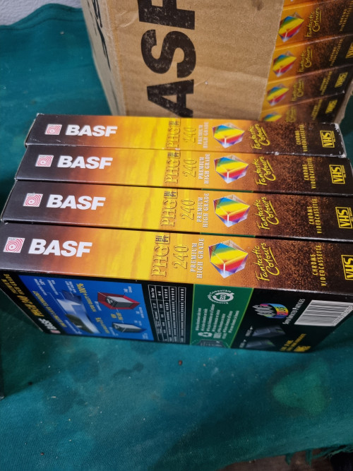 videobanden nieuw e- 300 260 240 basf