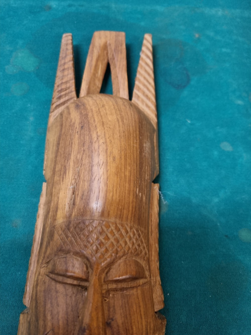 masker hout indonesisch houtsnijwerk