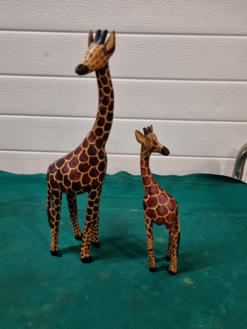 giraffen beelden houtsnijwerk vintage  afrikaans
